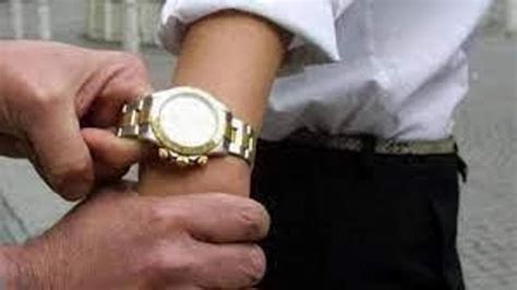 sito rolex rubati|Vendevano Rolex rubati, due arresti a Bari. Le indagini tra Puglia .